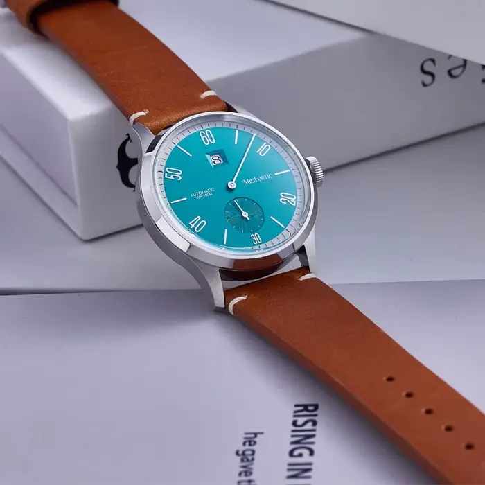 Milifortic 38MM minimaliste sauter heure montre automatique homme R088 saphir cristal 10ATM Vintage en acier inoxydable montres mécaniques