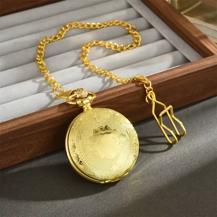 Montre de poche à Quartz à chiffres romains dorés à la mode