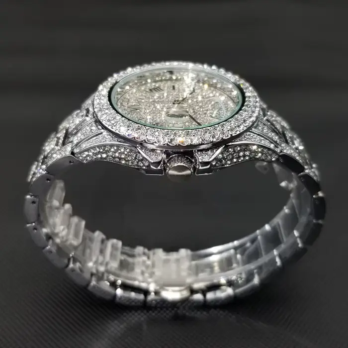 Date jour diamant montre pour hommes de luxe en acier inoxydable Style de rue glace sur montre-bracelet Hip Hop argent Bling étanche horloge cadeau