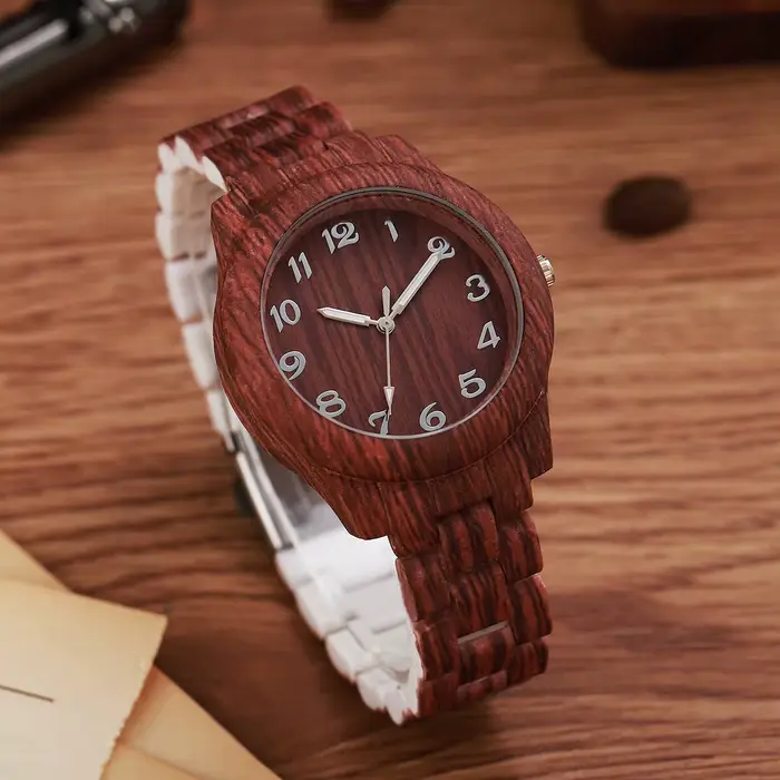 Montre à quartz à motif en bois pour femme