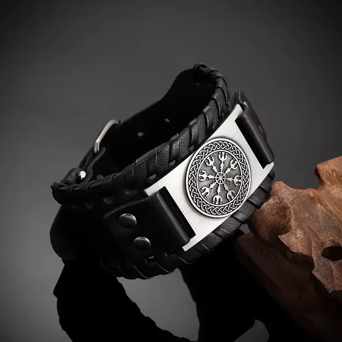 Nouveau rétro large cuir nordique Rune d'Odi Bracelet hommes