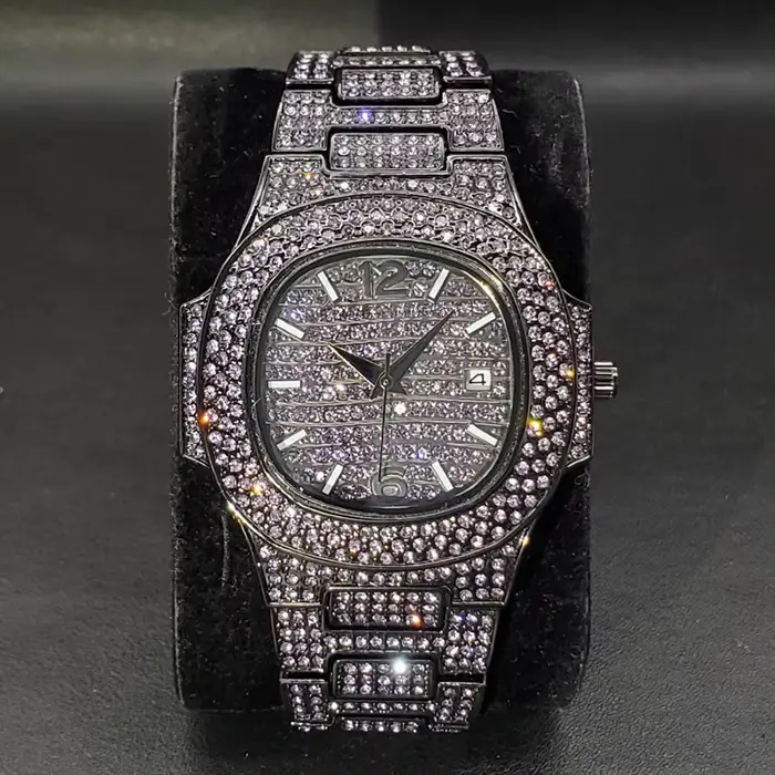 Montre Hip Hop en diamant rose pour hommes, montre-bracelet de luxe, bijoux de fête, accessoires de
