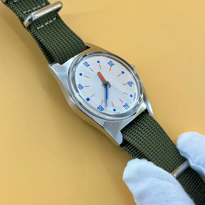 PHANTOM 36MM montre mécanique à remontage manuel 7120