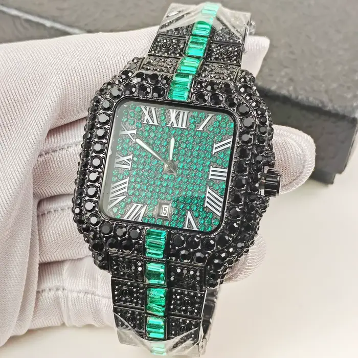 Montre à quartz noire de haute qualité