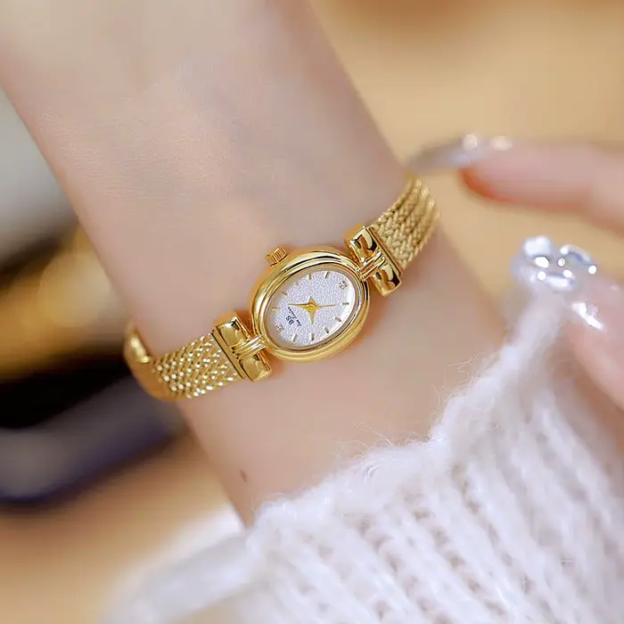 Nouvelles dames montres Vintage luxe haute qualité or ovale petite montre-bracelet cadeau femmes 2024 mode
