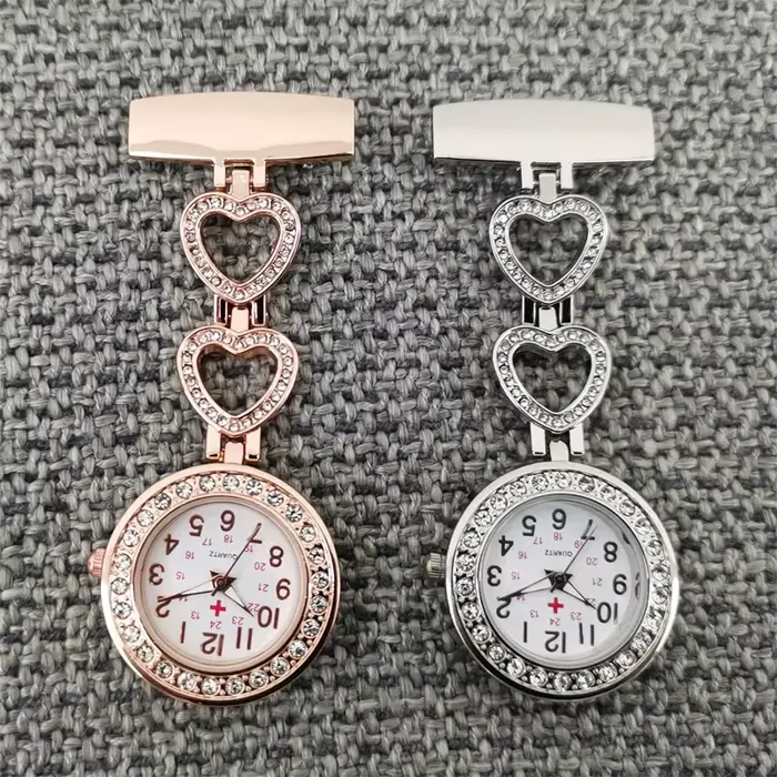 Personnalisé personnalisé gravé avec votre nom médecin horloge broche Zircon cristal Strass soins de santé coeur Fob infirmière montre