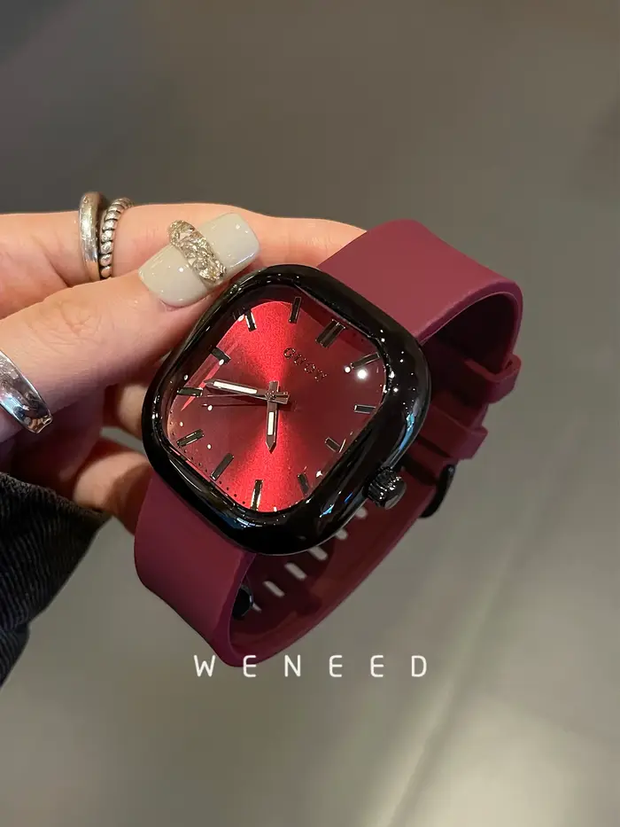 Nouvelle montre pour femme rouge