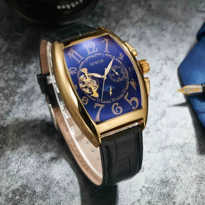Montre mécanique rétro pour femmes et hommes