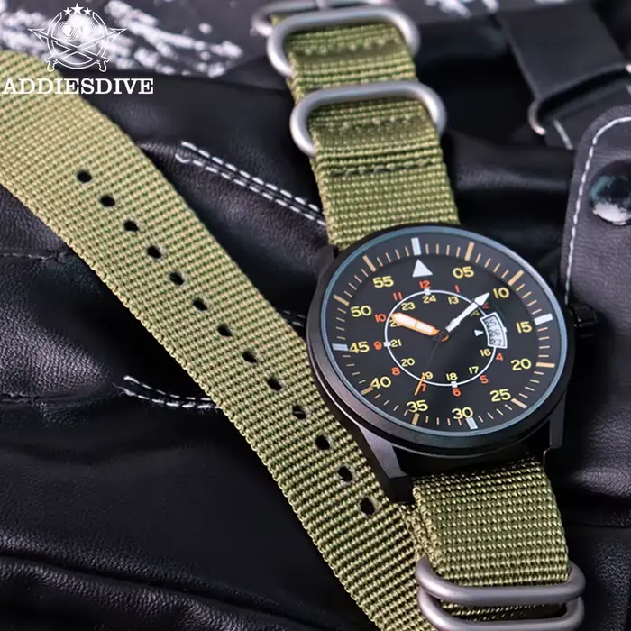 Montre à Quartz ADDIESDIVE pour Hommes avec Bracelet en Nylon Étanche et Lumineuse pour Occasions Sportives et Formelles