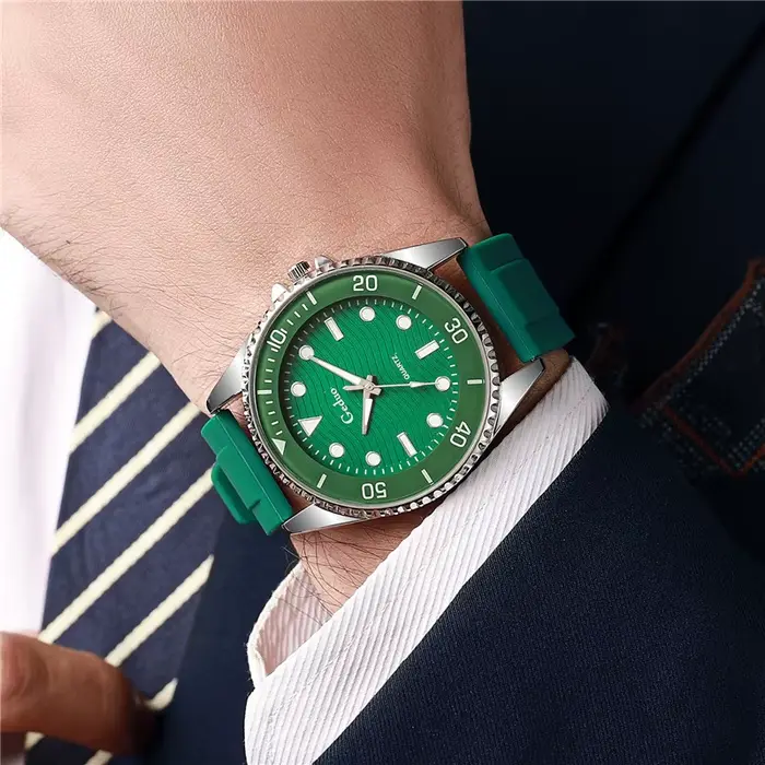 Montre homme silicone quartz décontractée et élégante pour homme, parfait pour activités sportives et sorties décontractées