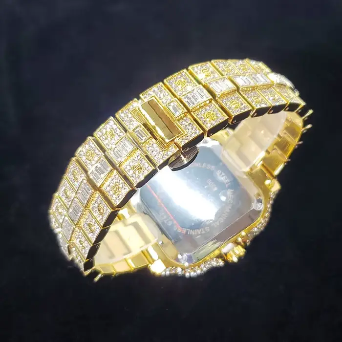 Offre spéciale montre en diamant pour hommes Top marque de luxe montre-bracelet de glace mode en acier inoxydable étanche montres à Quartz livraison directe