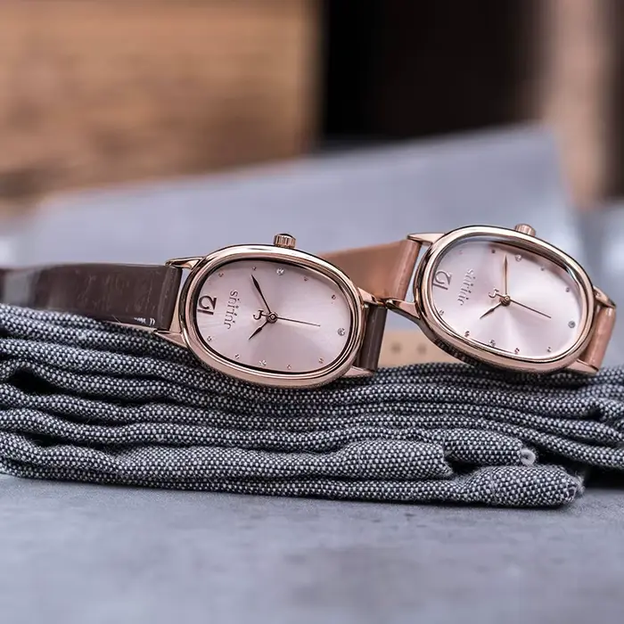 Montre Fine Lady en cuir véritable pour femmes, élégante et résistante à l'eau, idéale pour toutes occasions spéciales