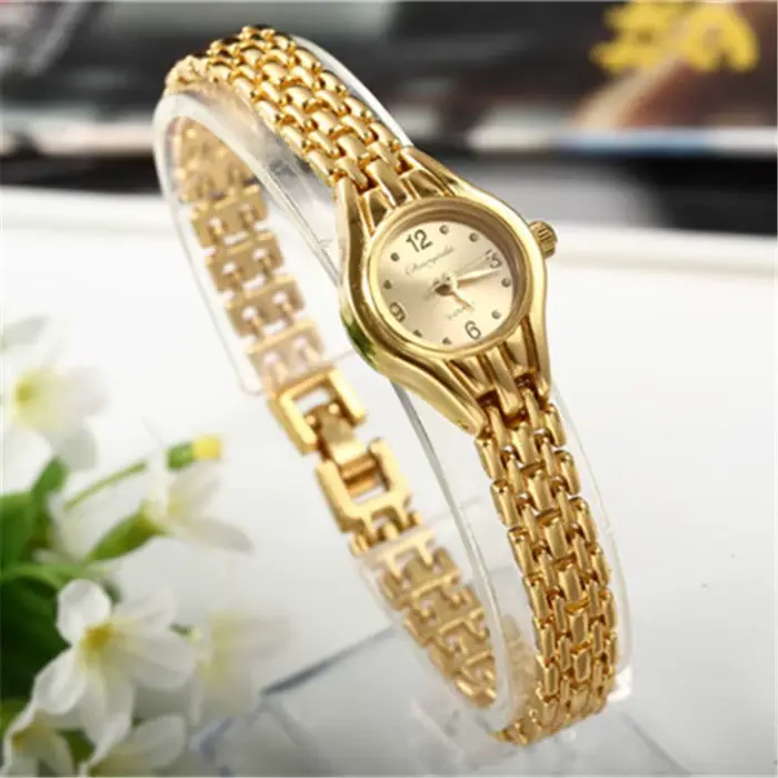 Femmes Bracelet montre Mujer doré Relojes petit cadran Quartz loisirs populaire montre-Bracelet heure femme dames élégant Relogio horloge