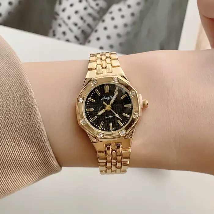 Mode femme chambre ronde or bracelet en acier Quartz montre-bracelet de luxe dames montre dorée pour femmes horloge