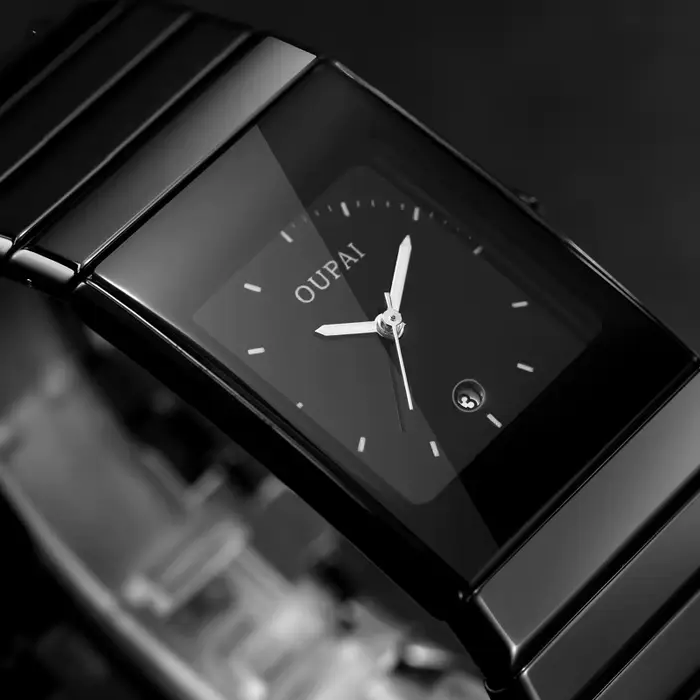 Montre carrée OUPAI en céramique noire antique avec mouvement quartz pour hommes occasions spéciales et quotidiennes