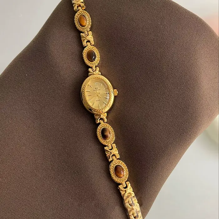 Montre vintage pour femmes bracelet émeraude montre à chaîne quartz étanche usage quotidien vacances