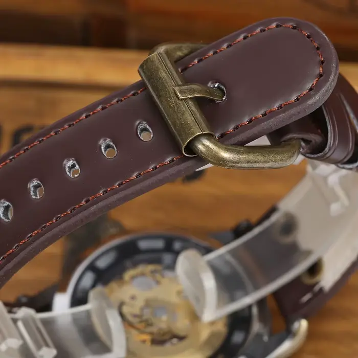 Montre mécanique automatique en bronze avec cadran squelette et bracelet en cuir pour hommes occasions spéciales et cadeaux d'anniversaire