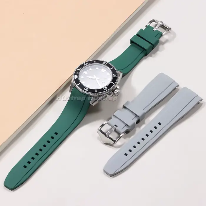 20mm 22mm Bracelet en caoutchouc haute qualité extrémité incurvée