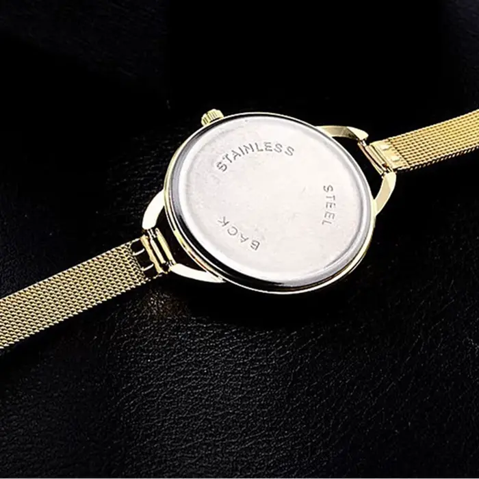 Offre spéciale de luxe femmes montres de mode montre en or