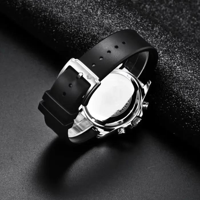 Montre de sport en acier inoxydable BENYAR avec chronographe résistant à l'eau pour homme, plongeur, date automatique, aiguilles lumineuses, style luxueux, pour diverses occasions et activités sportives
