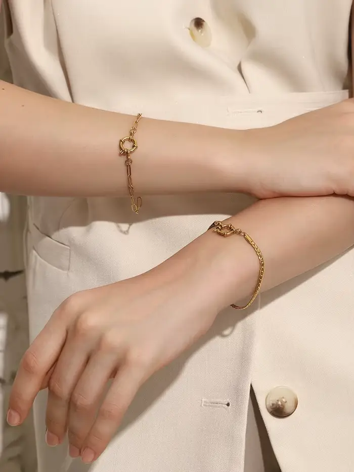 E.B.belle – Bracelet à chaîne avec boucle de fronde