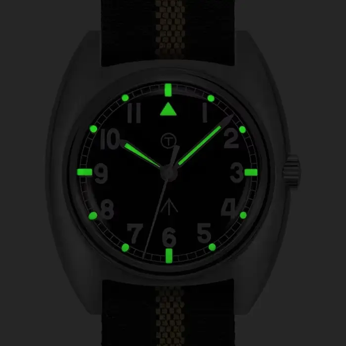 Montre Quartz Inoxydable avec Bracelet Nylon pour Hommes Style Fashion Casual Occasions Spéciales
