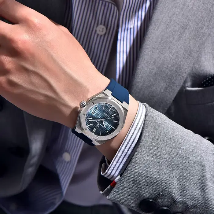 Montres mécaniques pour homme Pagani Design 2026