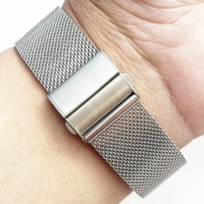 Bracelet en acier inoxydable avec boucle milanaise pour femmes et hommes pour montres occasions spéciales largeur 18mm 20mm 22mm