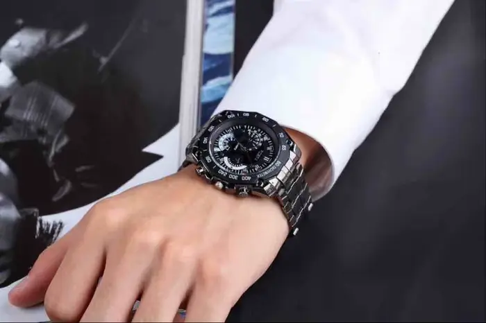 Montre de sport à quartz en acier inoxydable pour homme, montre-bracelet noire