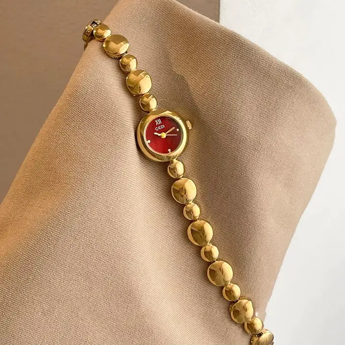 Montres de luxe rétro pour femmes