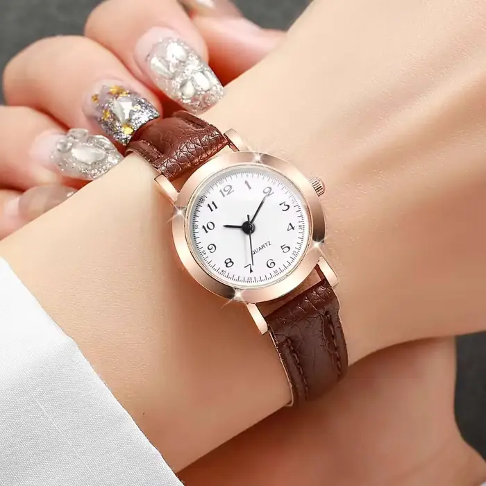 Montres à petit cadran pour femmes