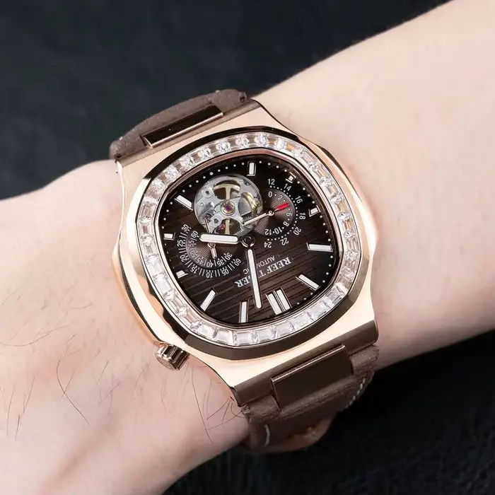 Montre automatique Reef Tiger pour homme