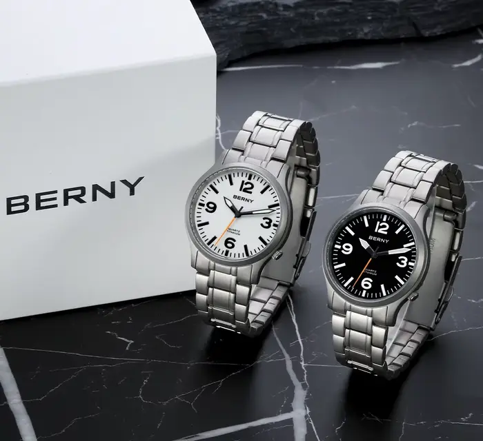 Montres BERNY en titane pour hommes
