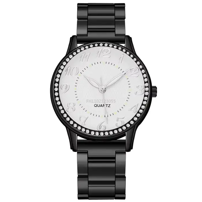 Montre élégante à quartz avec bracelet en maille et strass pour femme