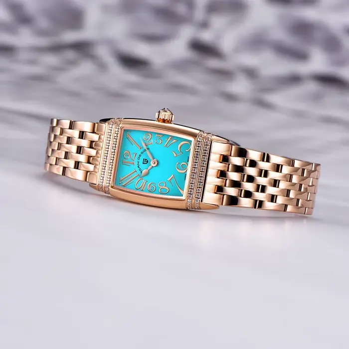 Montre Pagani Design en acier inoxydable avec cristal de saphir pour femmes, résistante à l'eau, quartz, boîtier rectangulaire, bracelet en acier inoxydable, fermoir caché à bouton-poussoir, pour occasions spéciales