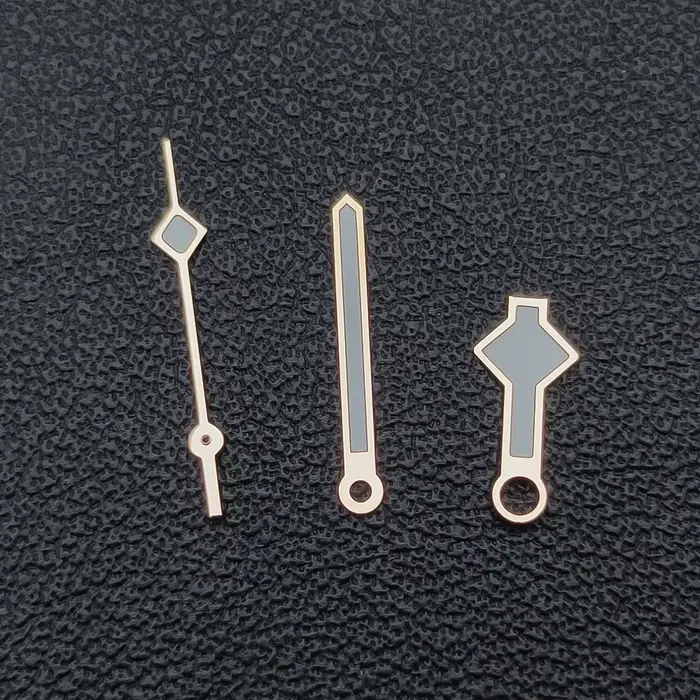Aiguilles de montre en argent