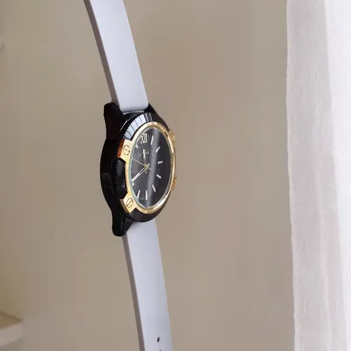 Grand-mère gris mode haute qualité grand cadran montre Silicone lumineux Quartz Couple montres pour hommes femmes 2025