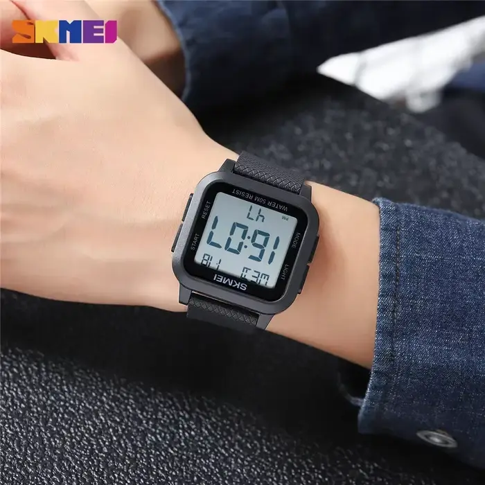 Hommes alarme Chrono horloge 5Bar étanche montres militaires LED affichage choc montre numérique reloj hombre Sport de