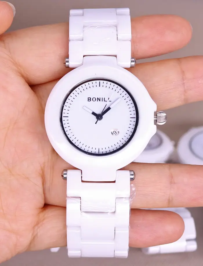 Montre en céramique pour femmes nacre quartz élégante mode bracelet cadeau occasion spéciale