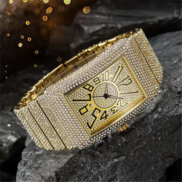 Montre en alliage doré avec calendrier complet et style Hip Hop pour homme occasions spéciales