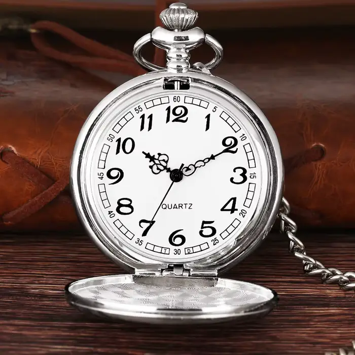 Nouvelle montre de poche vintage noire et dorée brillante