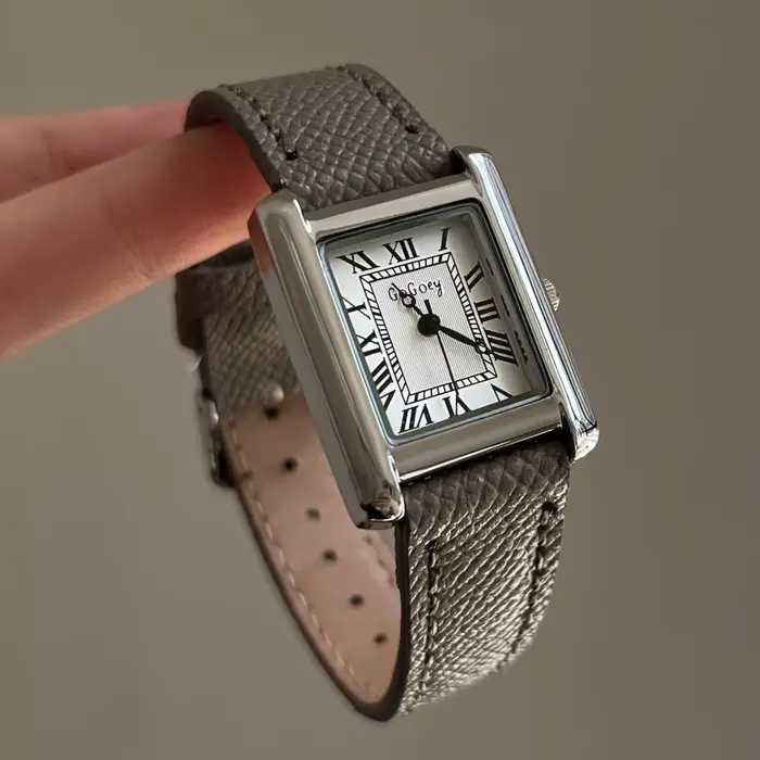 Petite montre carrée de luxe rétro femmes filles montres à Quartz