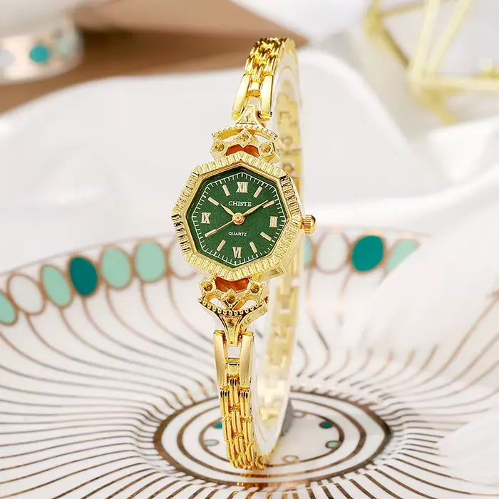 Montre magnétique pour femme