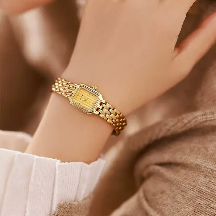 Montre Femmes Vintage Luxe Élégant Bracelet Quartz Cadeau Occasions Spéciales Design Casual Fashion Résistante à L'eau Pour Toutes Les Tenues