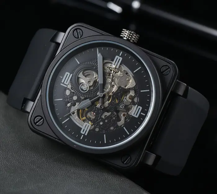 Montre mécanique automatique homme élégante avec bracelet en cuir marron et caoutchouc noir pour toutes occasions