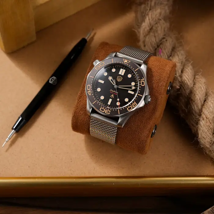 Watchdives WD007Q Montre de plongée VH31 Mouvement à quartz à secondes fluides Verre saphir bombé lumineux Montres en titane 42 mm