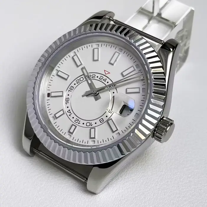 Une toute nouvelle montre-bracelet pour hommes de 39mm