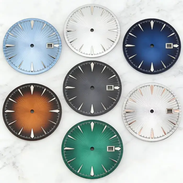 Presage – cadran de montre noir et bleu ciel