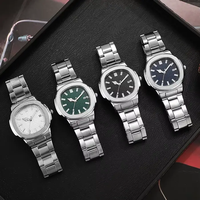 Montre carrée à quartz élégante pour homme avec affichage date auto et résistance aux chocs pour les occasions formelles et quotidiennes
