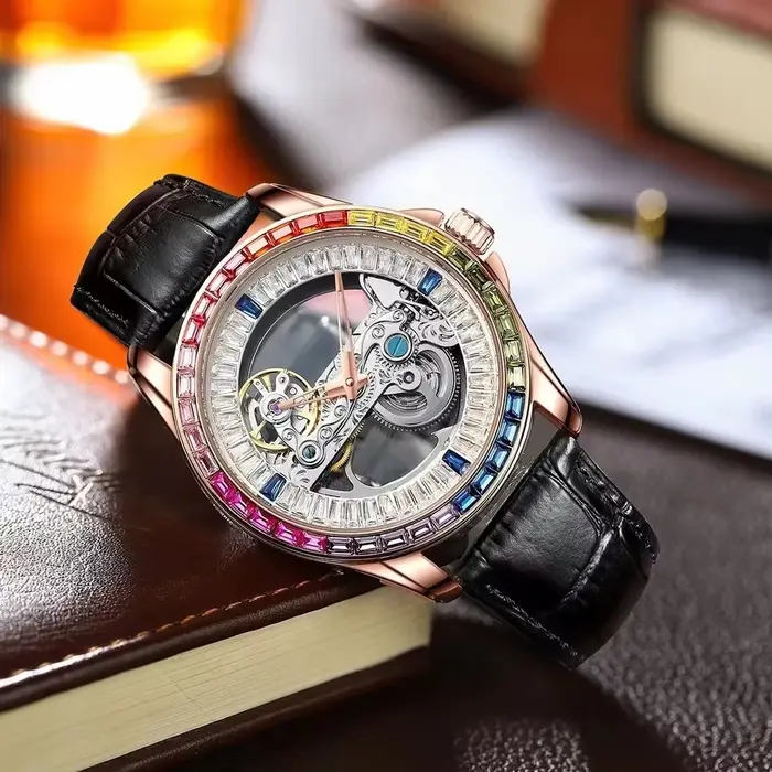Montre Daniel Gorman de Luxe pour Hommes avec Diamants Colorés Nouvelle Collection Montres Mécaniques Ajourées Style Hip-Hop Bling Pour Soirées